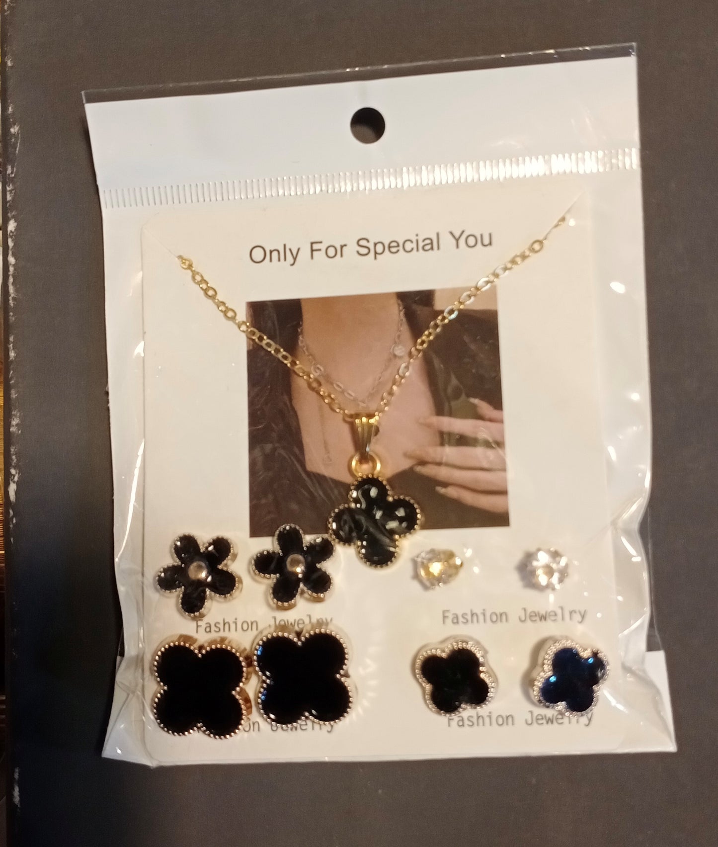 Black flower combooo set Stainless steel jewelry set necklace woth 4 earrings set